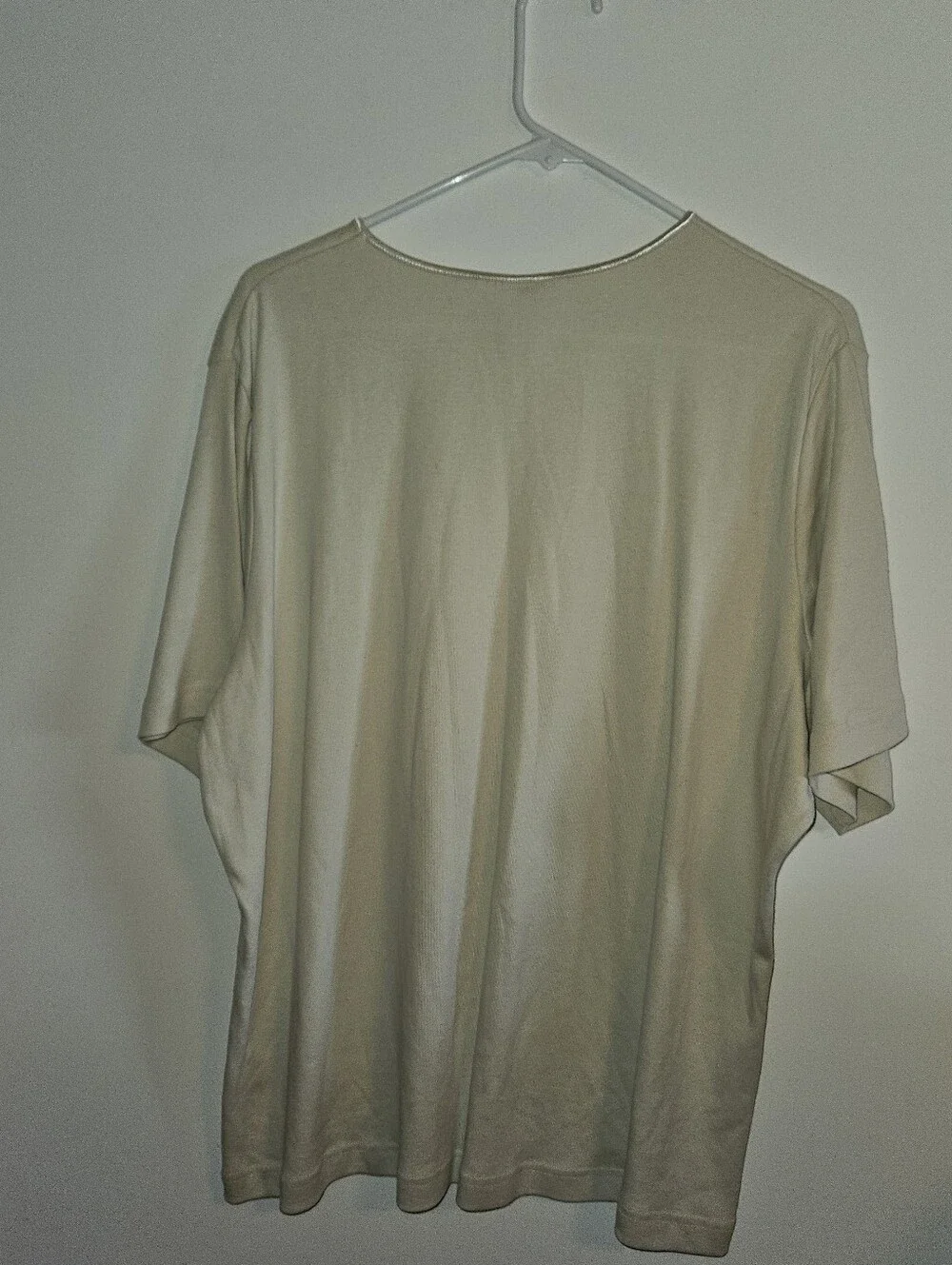 CJ Banks Simple Crewneck T-Shirt in Cream 2X NWT